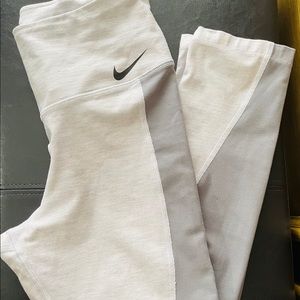 Nike leggings